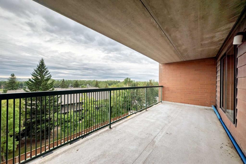 609-5204 Dalton Drive Nw, Calgary, AB