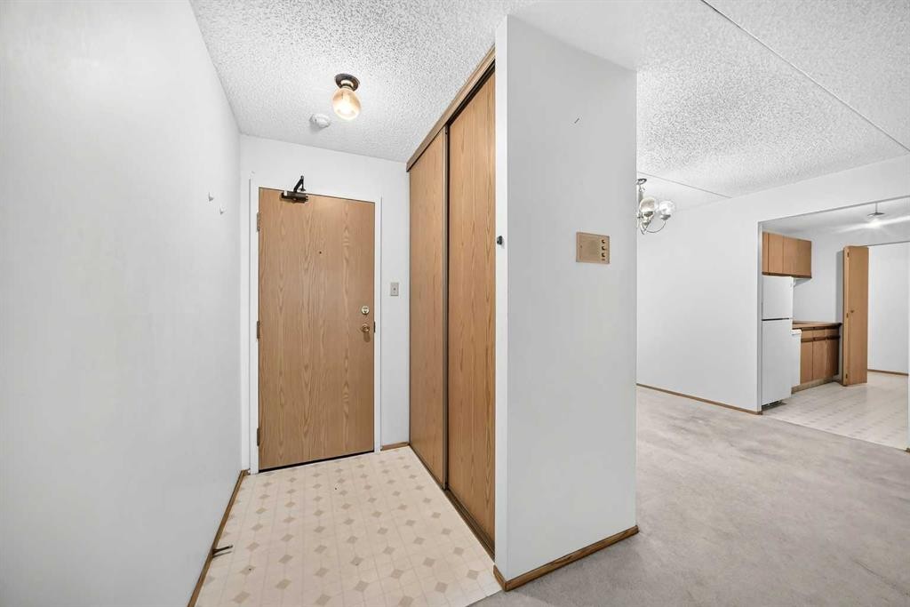 609-5204 Dalton Drive Nw, Calgary, AB