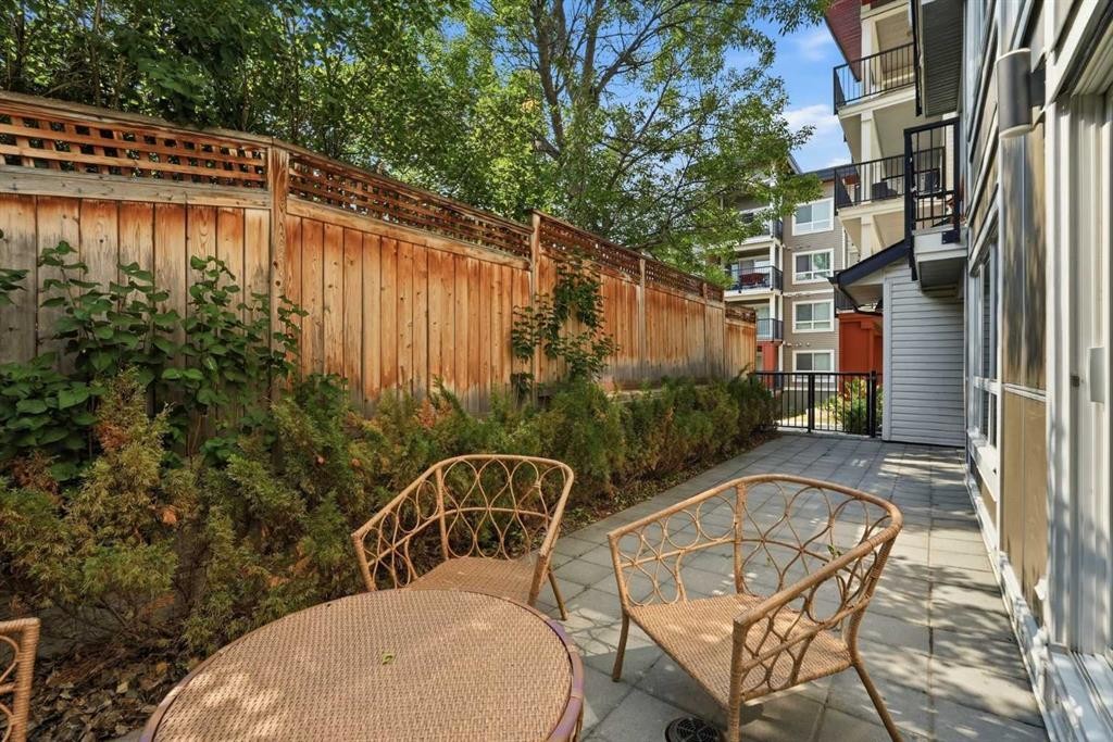 118-510 Edmonton Trail Ne, Calgary, AB - Outdoor With Deck Patio Veranda