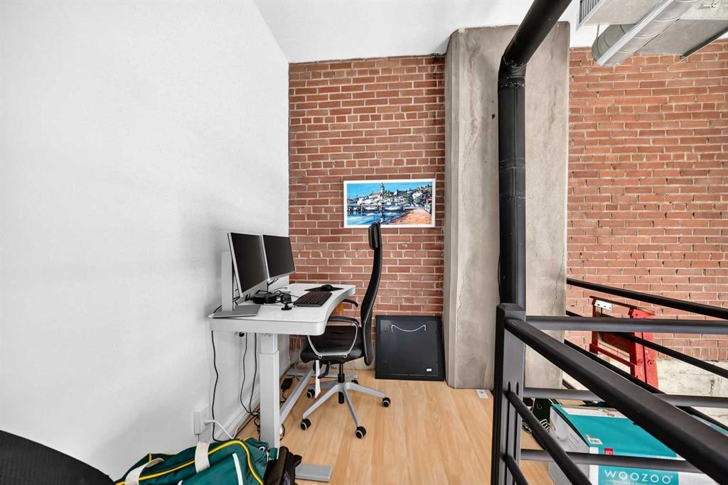 307-220 11 Avenue Se, Calgary, AB - Indoor