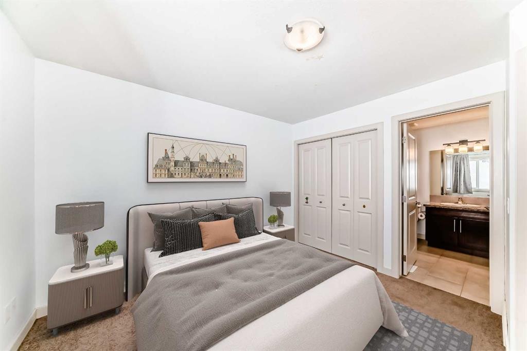 2-1921 30 Street Sw, Calgary, AB - Indoor Photo Showing Bedroom