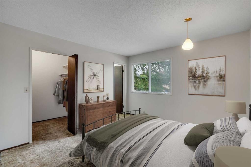 5811 11 Street Nw, Calgary, AB - Indoor Photo Showing Bedroom