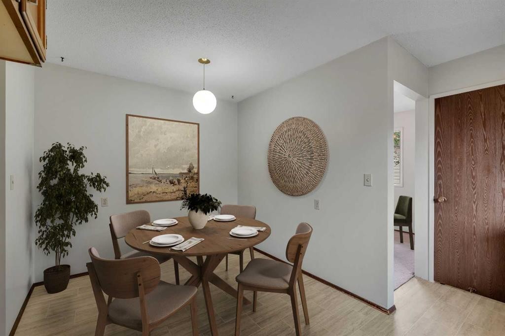 5811 11 Street Nw, Calgary, AB - Indoor Photo Showing Dining Room