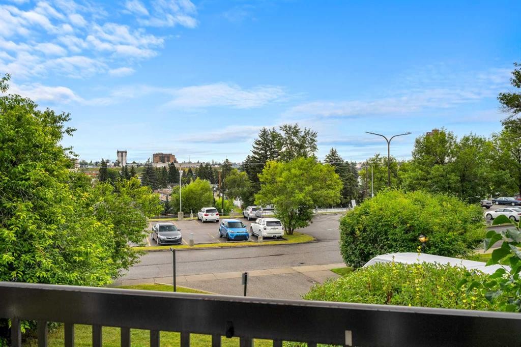 607-8948 Elbow Drive Sw, Calgary, AB - Outdoor With Balcony With View
