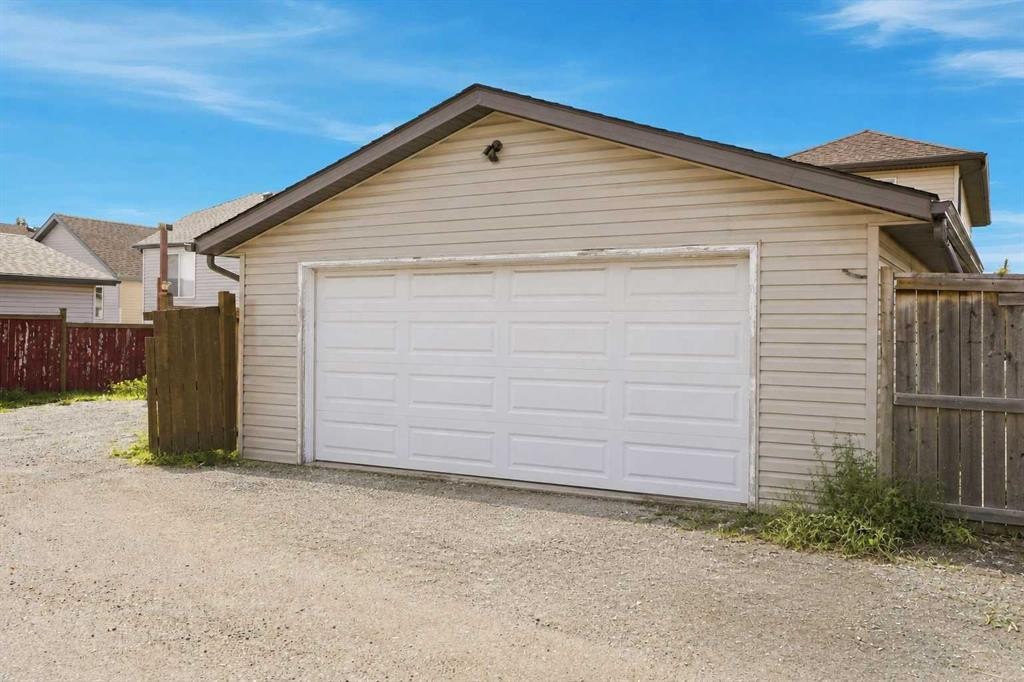 162 Taradale Drive Ne, Calgary, AB - Outdoor With Exterior