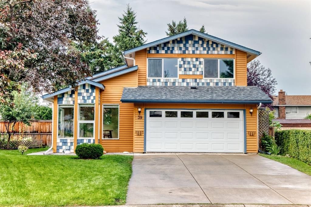 39 Woodfield Crescent Sw, Calgary, AB - Outdoor With Facade