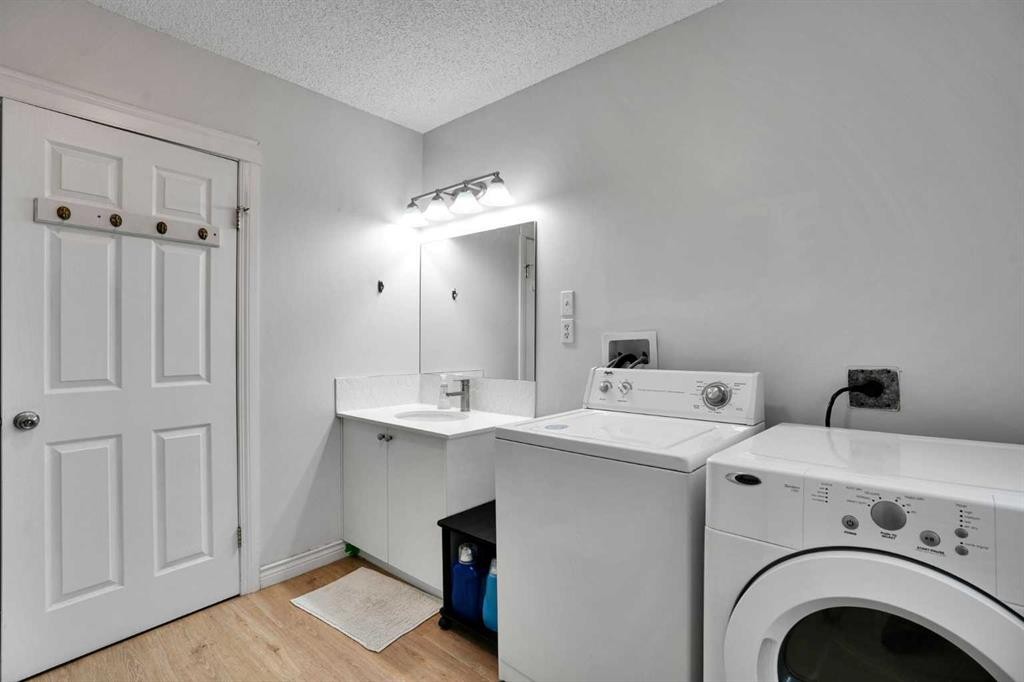 2003 62 Avenue Se, Calgary, AB - Indoor Photo Showing Laundry Room