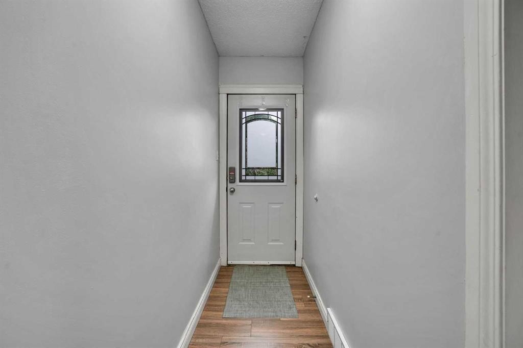 2003 62 Avenue Se, Calgary, AB - Indoor Photo Showing Other Room