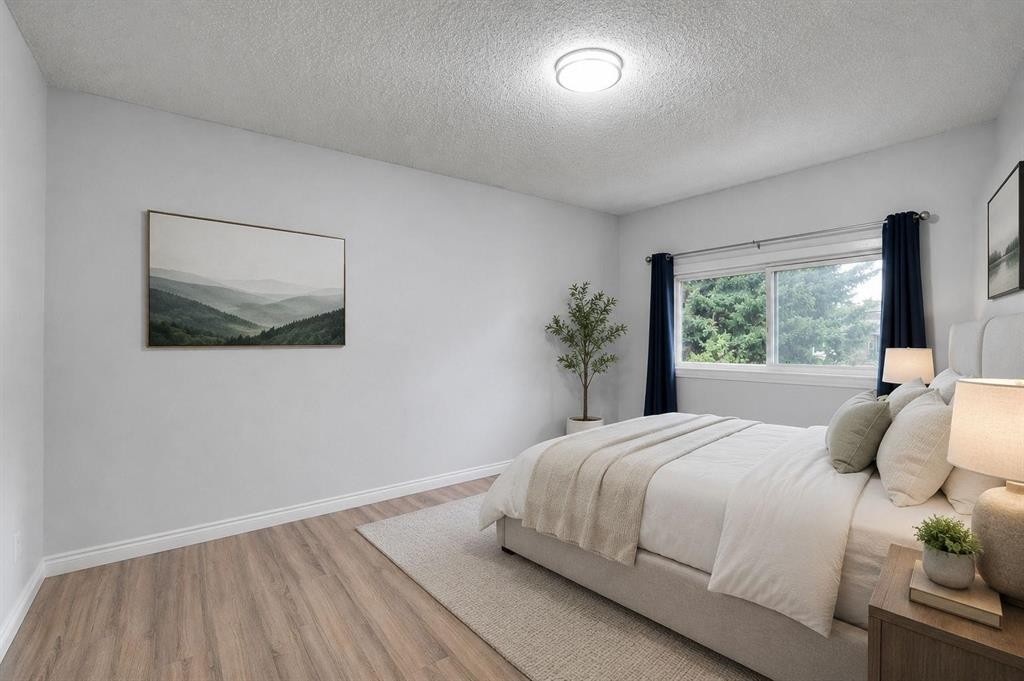 2003 62 Avenue Se, Calgary, AB - Indoor Photo Showing Bedroom