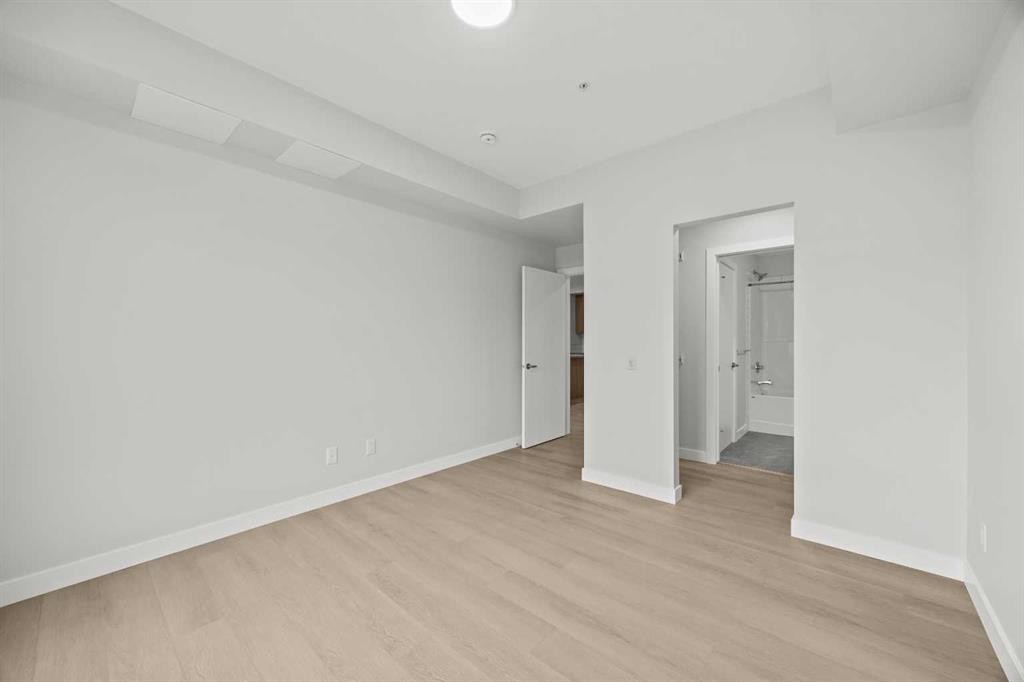 3301-100 Banister Drive, Okotoks, AB - Indoor Photo Showing Other Room