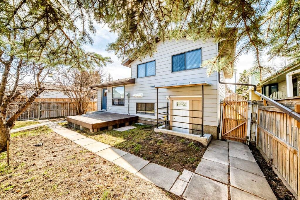 6840 4 Avenue Ne, Calgary, AB - Outdoor