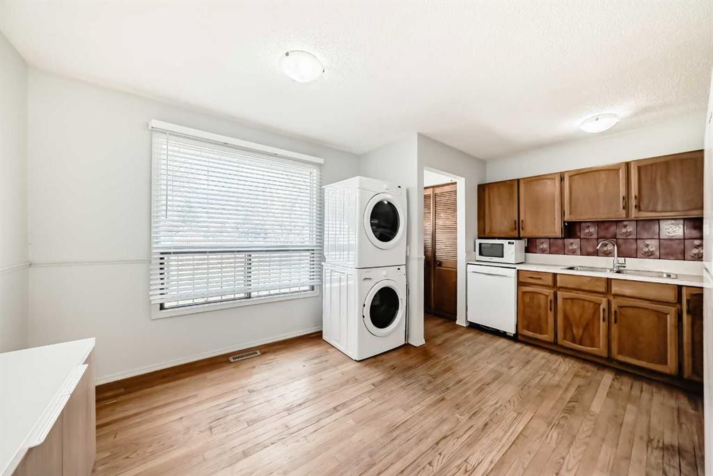 6840 4 Avenue Ne, Calgary, AB - Indoor