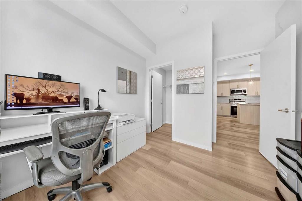 1211-220 Seton Grove Se, Calgary, AB - Indoor Photo Showing Office