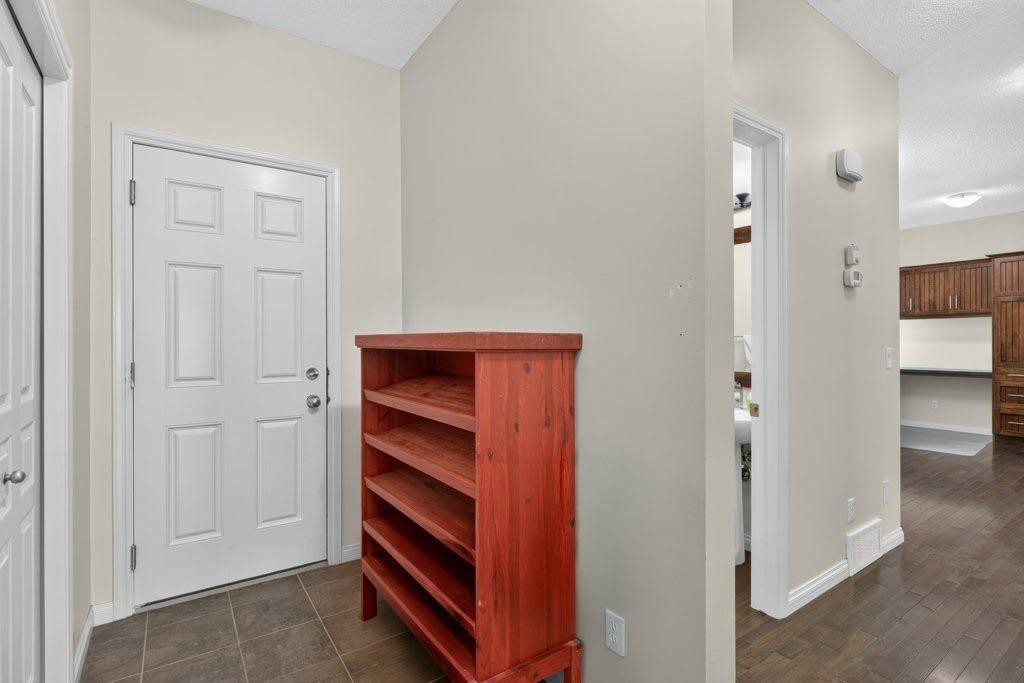 164 Aspenmere Close, Chestermere, AB - Indoor Photo Showing Other Room