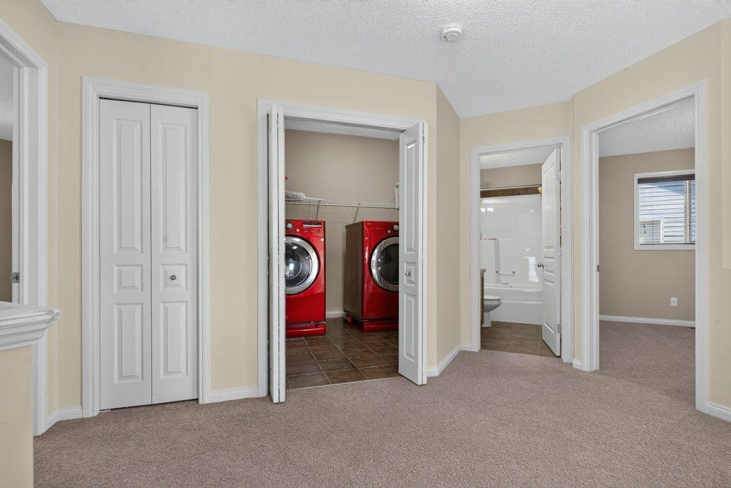 164 Aspenmere Close, Chestermere, AB - Indoor