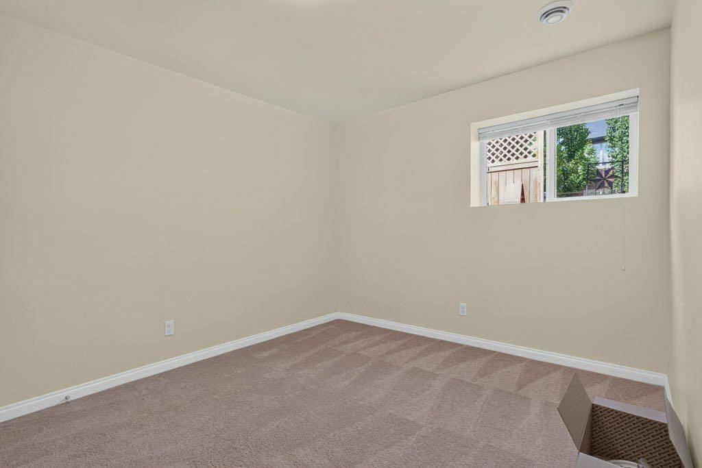 164 Aspenmere Close, Chestermere, AB - Indoor Photo Showing Other Room
