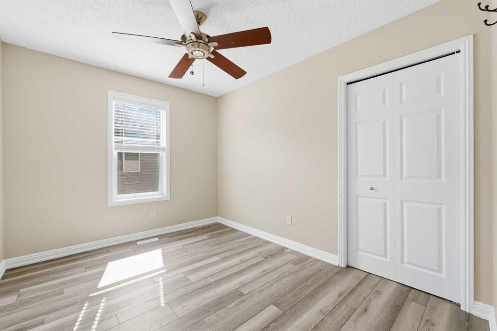 274 Autumn Circle Se, Calgary, AB - Indoor Photo Showing Other Room