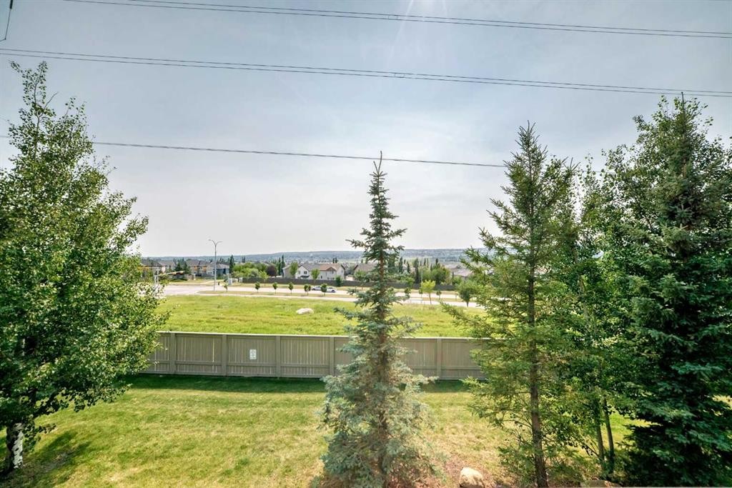 51 Evansview Gardens Nw, Calgary, AB - Outdoor