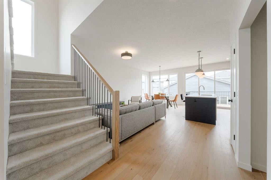 96 Fireside Common, Cochrane, AB - Indoor