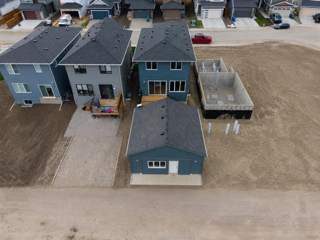96 Fireside Common, Cochrane, AB - Outdoor
