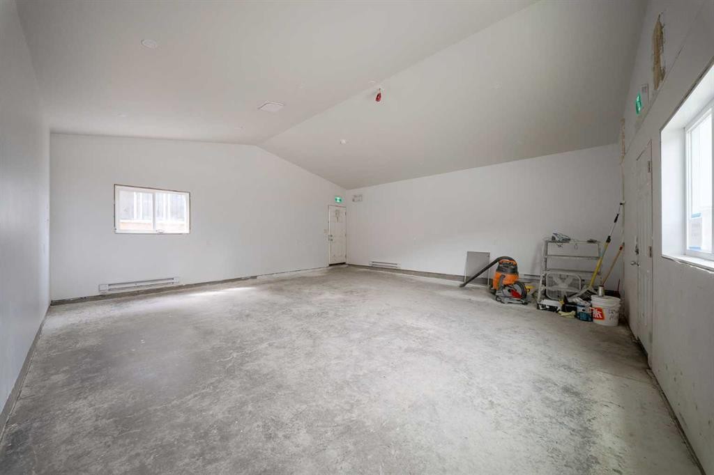 96 Fireside Common, Cochrane, AB - Indoor