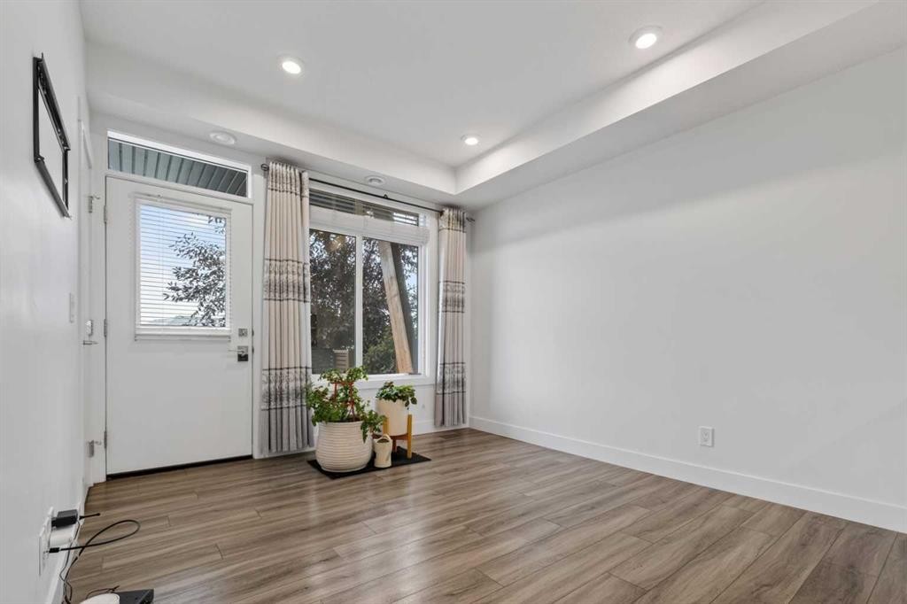 214 Seton Passage Se, Calgary, AB - Indoor Photo Showing Other Room