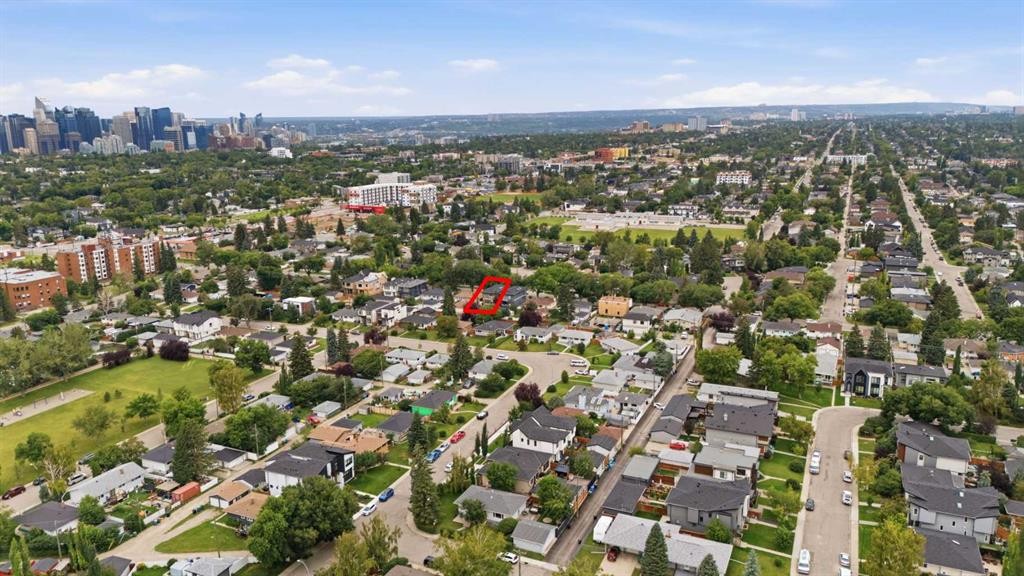 2014 6 Street Ne, Calgary, AB - Outdoor With View