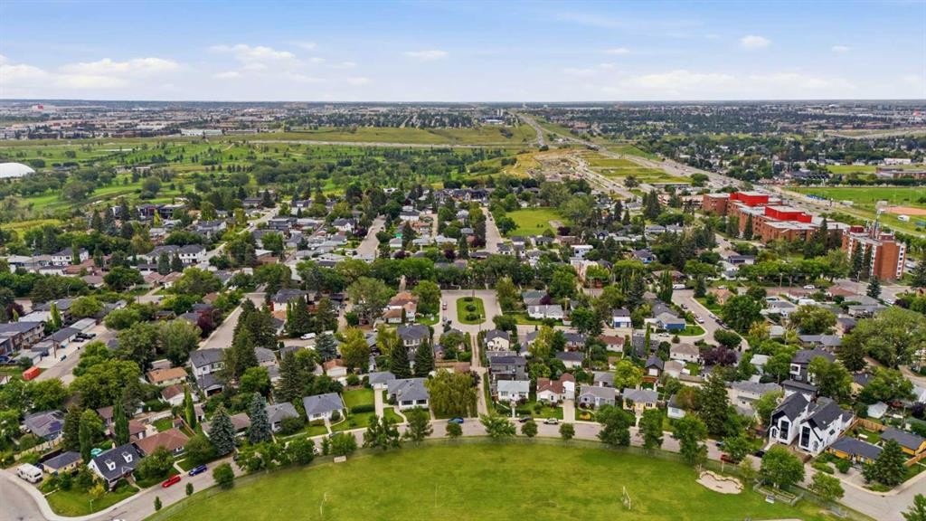 2014 6 Street Ne, Calgary, AB - Outdoor With View