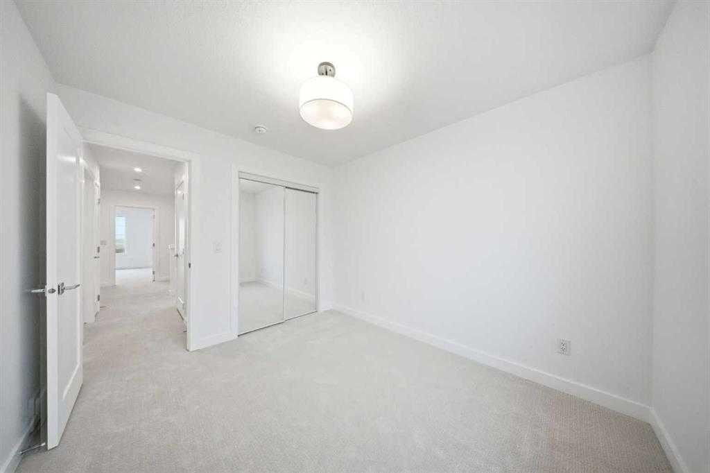 272 Huxbury View Ne, Calgary, AB - Indoor Photo Showing Other Room