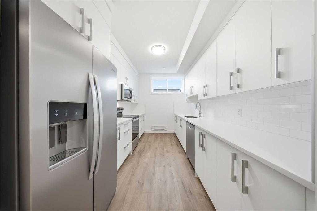 272 Huxbury View Ne, Calgary, AB - Indoor Photo Showing Kitchen With Upgraded Kitchen