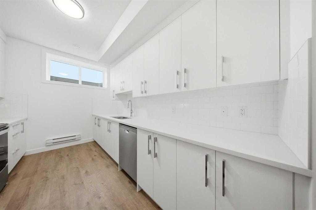 272 Huxbury View Ne, Calgary, AB - Indoor Photo Showing Kitchen With Upgraded Kitchen
