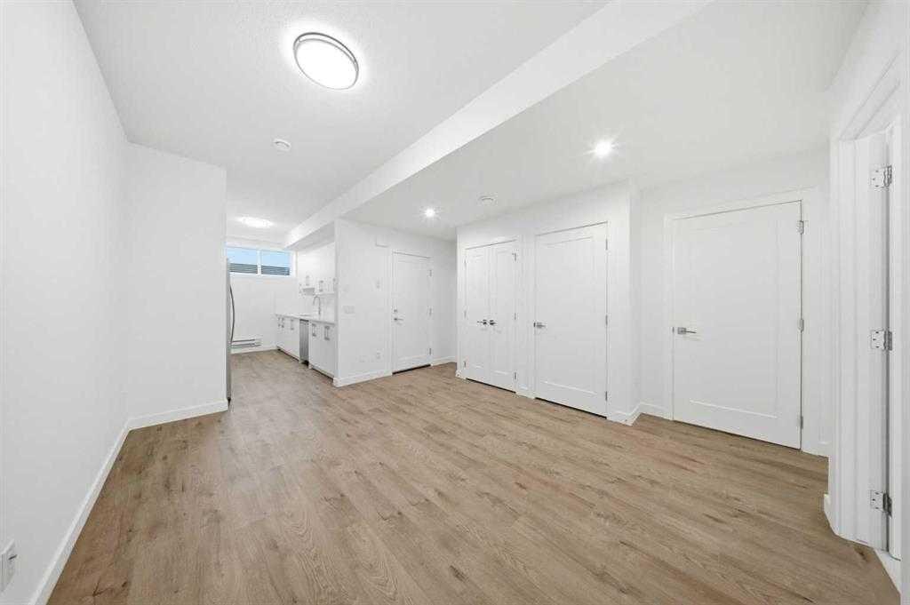 272 Huxbury View Ne, Calgary, AB - Indoor Photo Showing Other Room