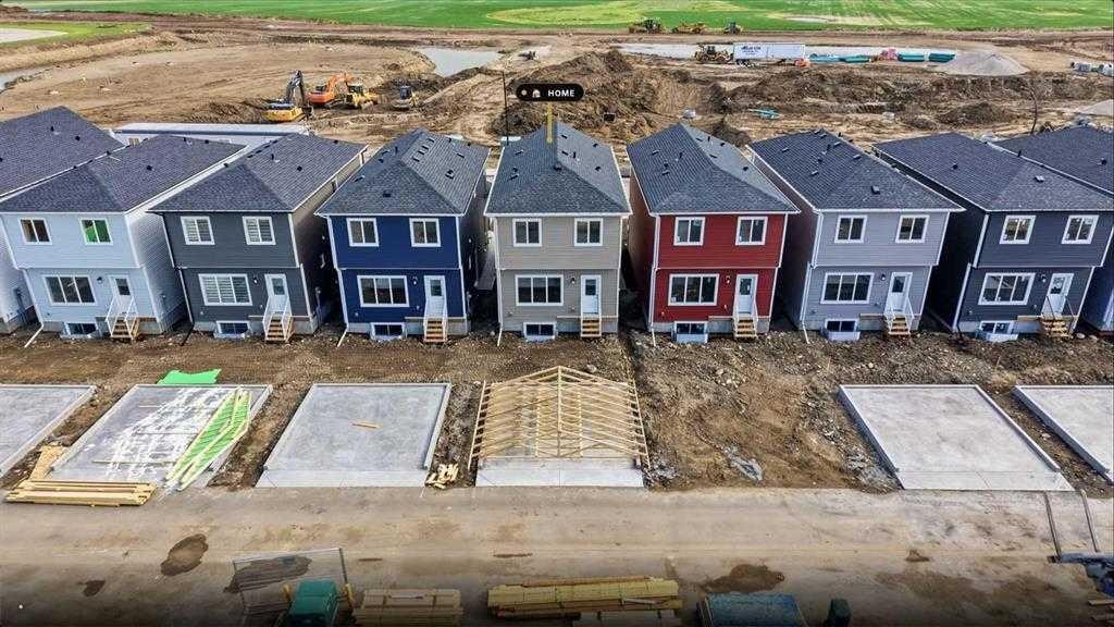 272 Huxbury View Ne, Calgary, AB - Outdoor