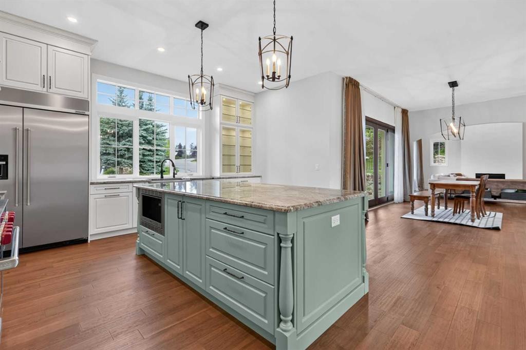 8 Spring Valley Lane Sw, Calgary, AB - Indoor Photo Showing Kitchen With Upgraded Kitchen