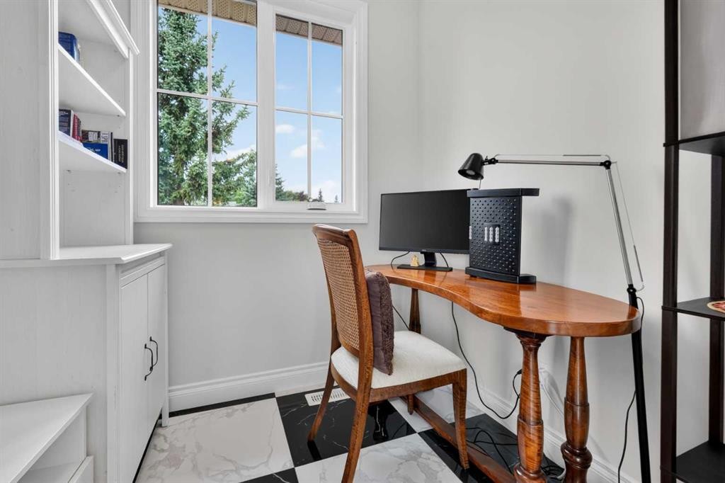 8 Spring Valley Lane Sw, Calgary, AB - Indoor Photo Showing Office