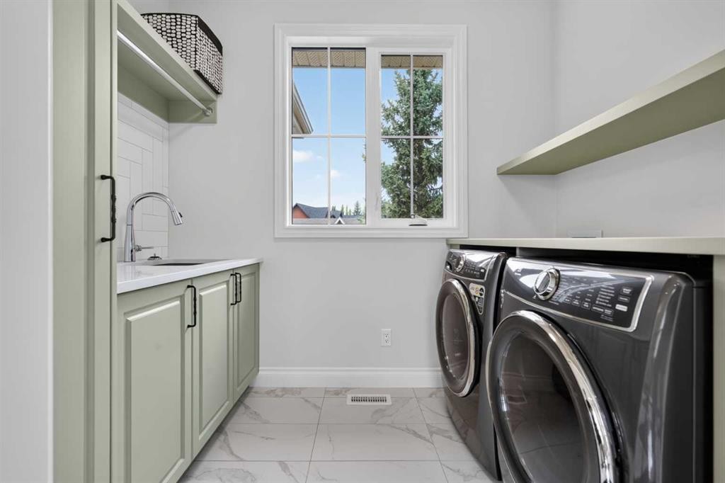 8 Spring Valley Lane Sw, Calgary, AB - Indoor Photo Showing Laundry Room