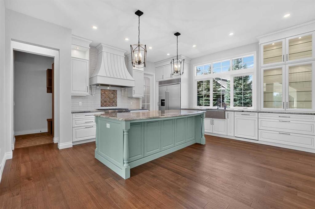 8 Spring Valley Lane Sw, Calgary, AB - Indoor Photo Showing Kitchen With Upgraded Kitchen