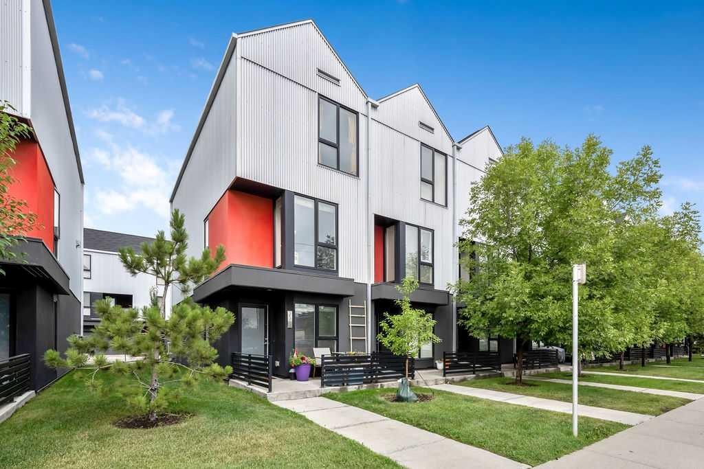 3541 69 Street Nw, Calgary, AB - Outdoor