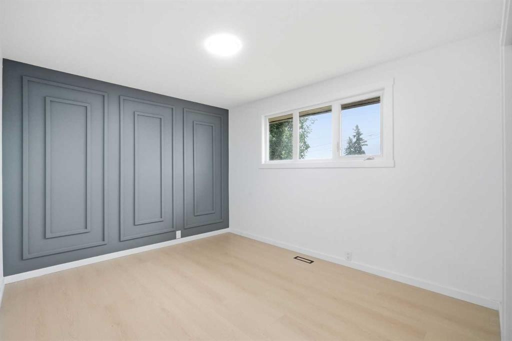 52 Penedo Place Se, Calgary, AB - Indoor Photo Showing Other Room