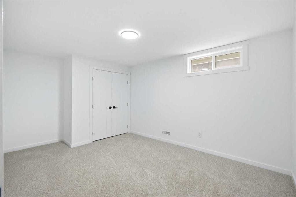 52 Penedo Place Se, Calgary, AB - Indoor Photo Showing Other Room