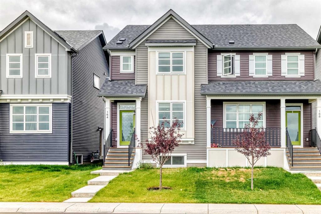 164 Langwell Common Se, Airdrie, AB - Outdoor With Facade