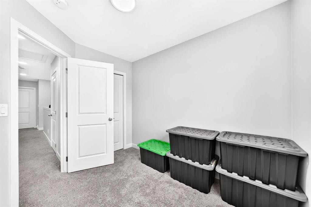 164 Langwell Common Se, Airdrie, AB - Indoor