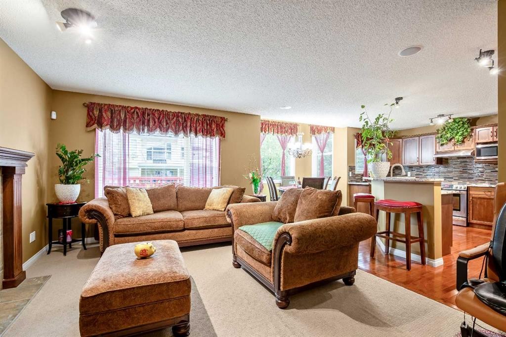 230 Shannon Square Sw, Calgary, AB