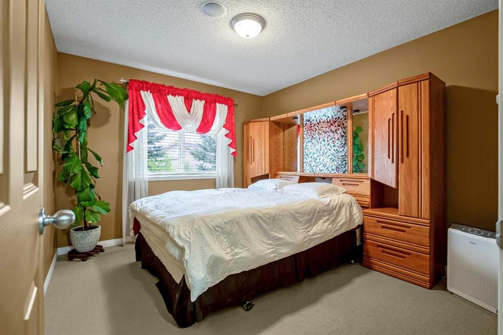 230 Shannon Square Sw, Calgary, AB