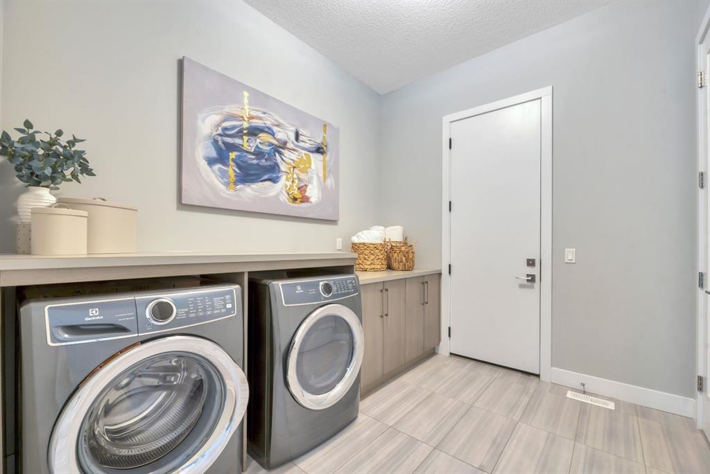164 Cranbrook Drive Se, Calgary, AB