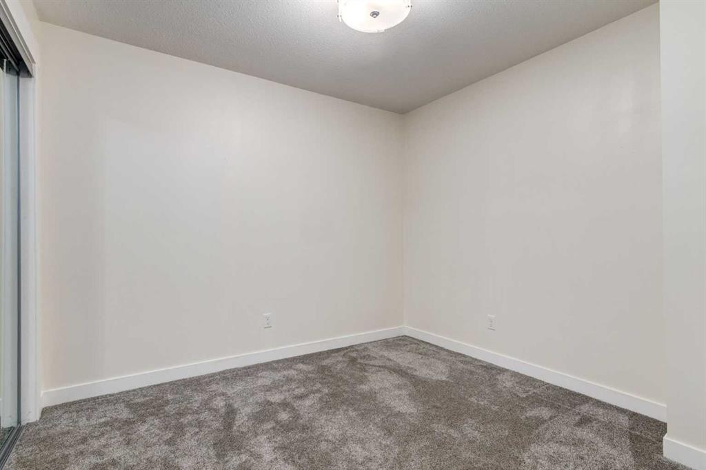2108-11 Mahogany Row Se, Calgary, AB - Indoor Photo Showing Other Room