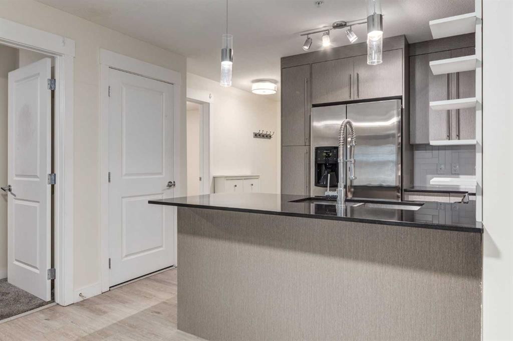 2108-11 Mahogany Row Se, Calgary, AB - Indoor