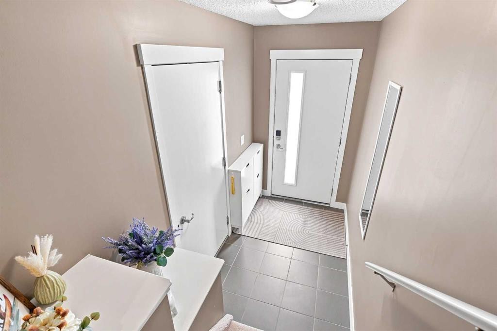 231 Covecreek Circle Ne, Calgary, AB - Indoor