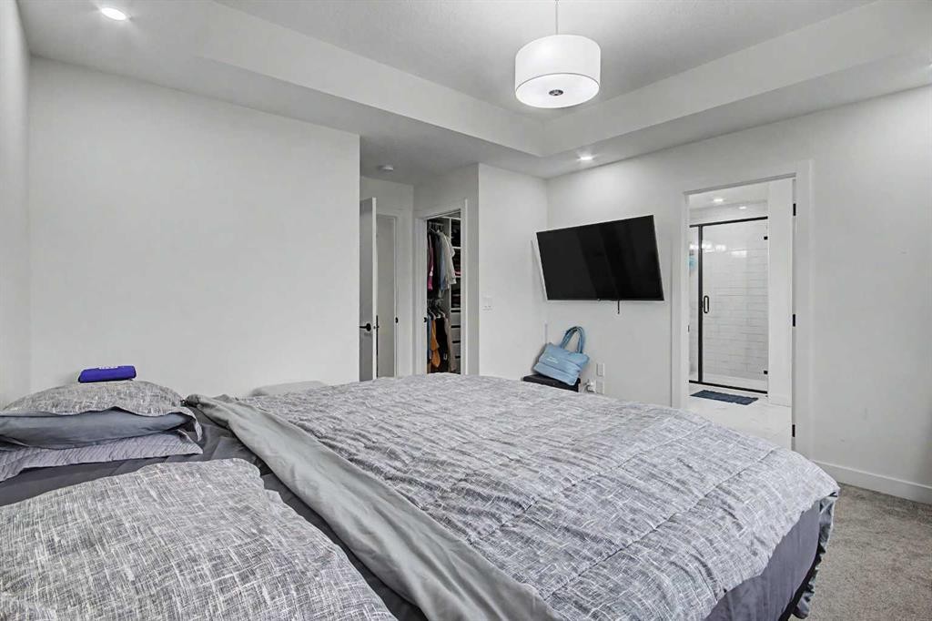 67 Copperhead Grove Se, Calgary, AB - Indoor Photo Showing Bedroom
