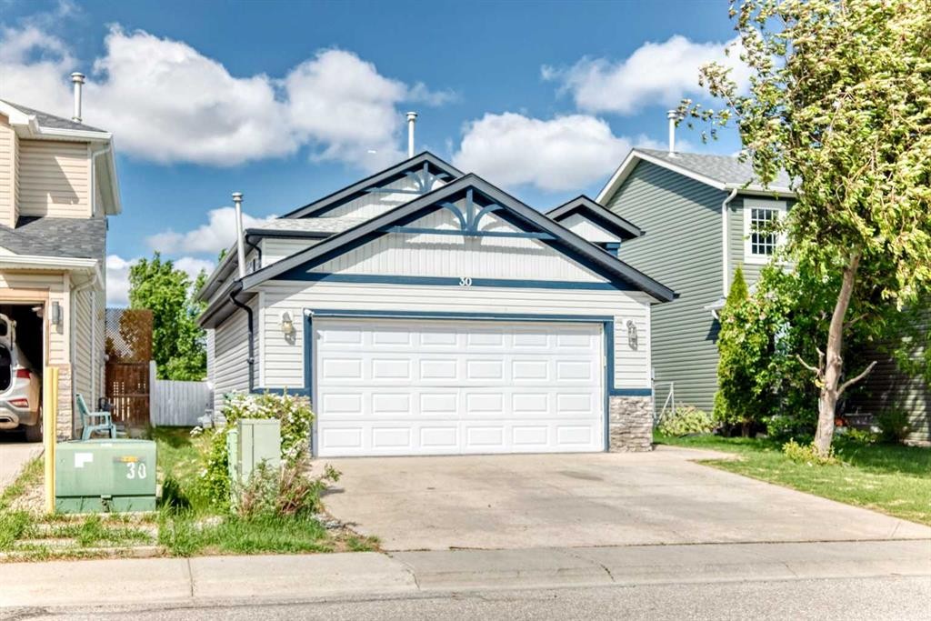 30 Covehaven View Ne, Calgary, AB - Outdoor